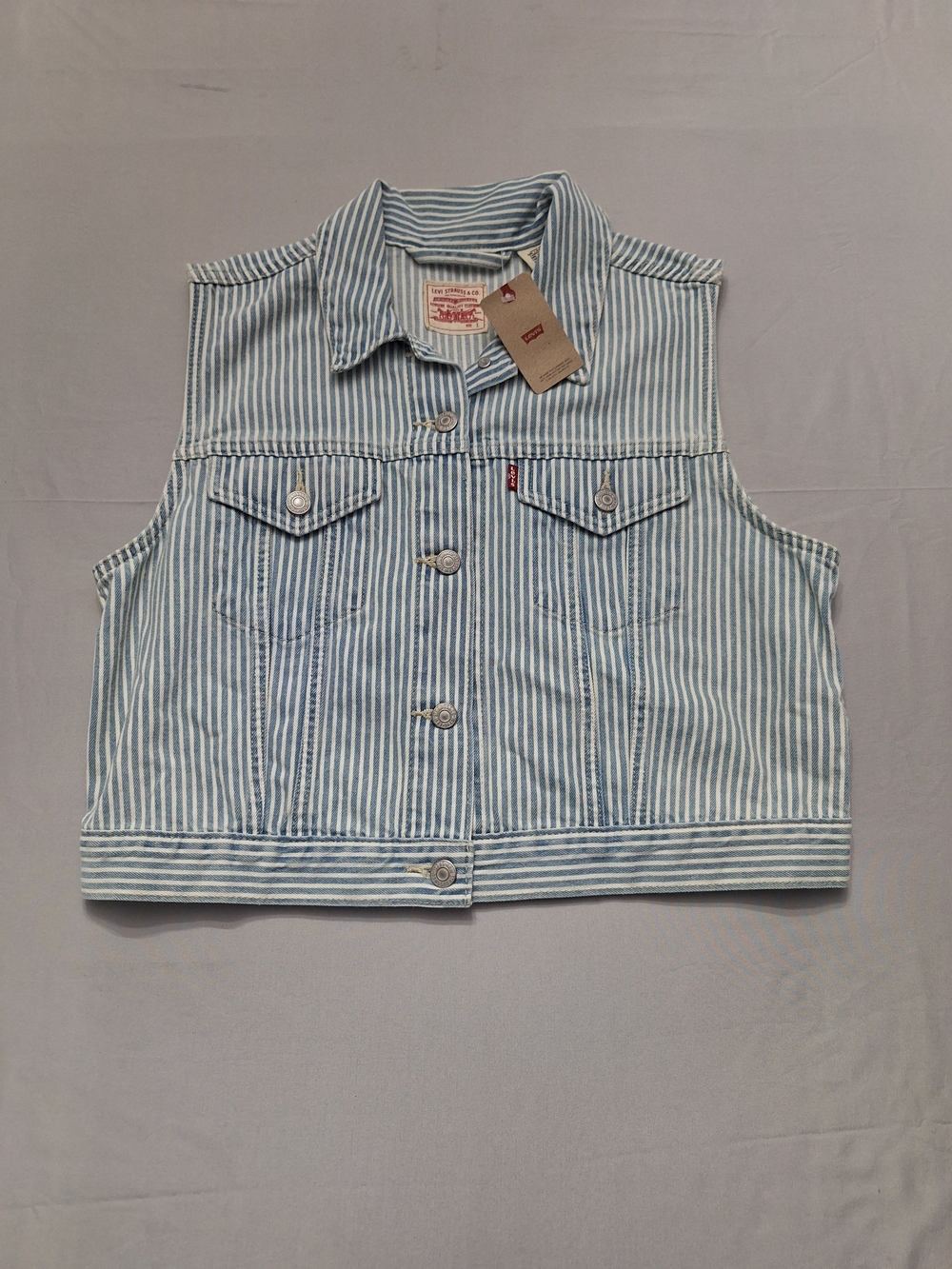 NWT Levi’s Women’s Vest, Blue & White Hickory Striped Denim Crop Trucker, Size L